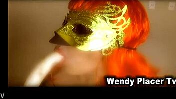 Wendy's passionate handjob and deepthroat with Salvadoran charm