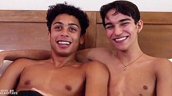 Kais creampie in bareback gay scene