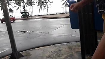 O garotão roludo da praia, man, I’m shook by this preview!