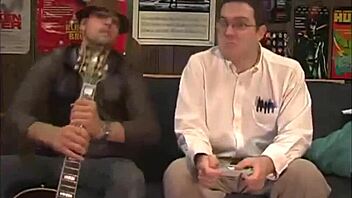 Sexy Girlfriend Uploads Video