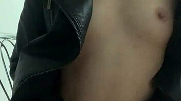 Sexy girl masturbating solo on a chair!