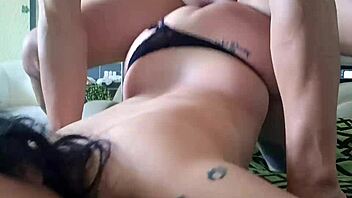 Puta mexicana infiel se filma cogiendo al estilo perrito con su amante