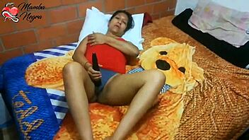 i'm masturbating with my vibrator for you all