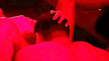 i gived my pussy in swing wid plug, so sexy