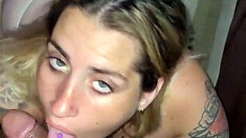 Deepthroat and ass penetration with curvy MILF