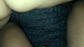 Voluptuous Latina milf enjoys intense sideways action