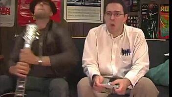 Sexy Girlfriend Uploads Video