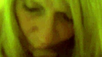 Enjoying Morning Sex with My Italian Girlfriend Including Blowjob