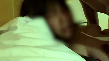 Chubby Thai amateur in homemade video