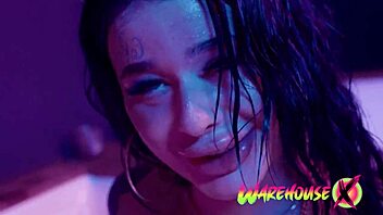 uhh, inked babe fingering her tight pussy in bathtub, so hot