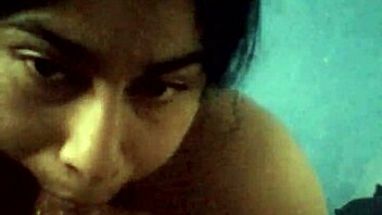 İzleyiciler İçin Kamerada Çekilmiş Oral Performans