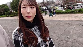 i grab that peach ass in reverse bunny cosplay... gotta creampie it lol