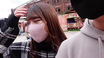 i grab that peach ass in reverse bunny cosplay... gotta creampie it lol