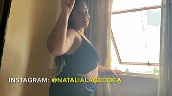 Wow! This Brazilian babe shows her big ass on YouTube!