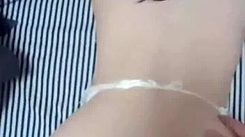 יו, אני מתגעגעת לזין הגדול עמוק בפנים!