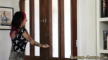 Goth and emo sluts share cumshot facial in threesome