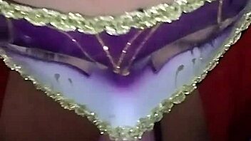 Married bombshell delivers sloppy blowjob to massive shaft