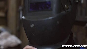 Private Com - Anal Lovers Kristi and Hazel Dew Share a Throbbing Dick