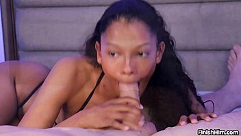 Eden West avslutter med pov blowjob på monsterkuken