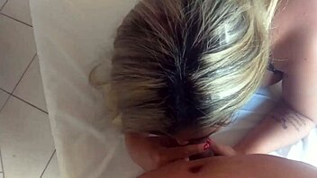 a loira gostosa wanessa boyer engole tudo ate de cabe�a pra baixo completo com anal no red