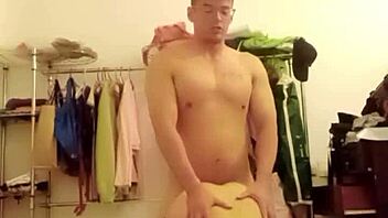 latina girl turns on mobile, begs to be fucked she's hot