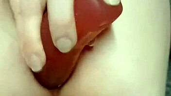 فكك قوة الزوجة الهاوية في مشاهد غرفة نوم جامحة!