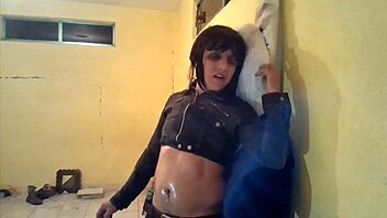 Nickita Eloise does jobs on her gabito in anal assfucking with transsexual fuck doll