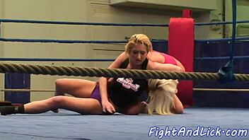 I-I was wrestling with this hot lesbian babe, and we ended up tribbing so hard, it was amazing!