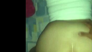 عايز أنيك الطيز الكبيرة دي دوجي دلوقتي؟