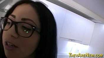 Sucking Teen Latina Cream Passionately