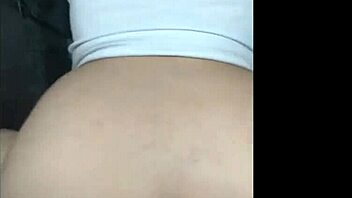 عايز أنيك الطيز الكبيرة دي دوجي دلوقتي؟