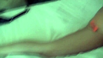 Amateur wife's attachment to anal toys
