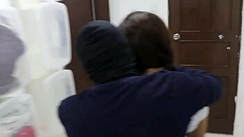 i watch her get fuck by the theif