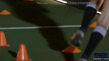 sexy black teen 18+ gym workout