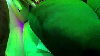 Milf exposes herself in tanning salon and gives a blowjob