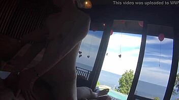 i travel and fuck that sexy big ass hard