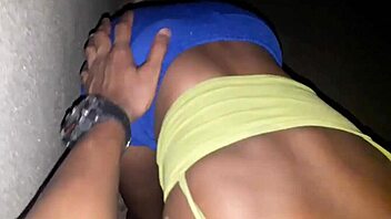 Morena novinha 18 from Rio favela sucks funkeiro for 30 reais after baile and lets him record!