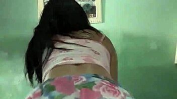 Brazilian teen dances to funk music and gets naughty