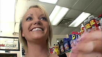 leihla leionni flashes big tits in public homemade video, so pretty and amateur