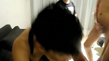 las vecinas muy putas se hacen una orgia con los pastores de la iglesia de aca la vuelta