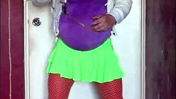 Sissy Mark enjoys swallowing his own urine and seeks community participation