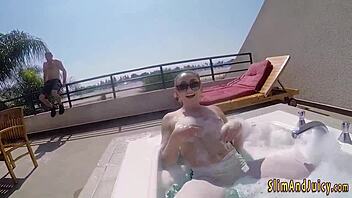 hey babe, wanna suck and ride this big booty tonight?