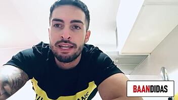 Fan conoce a chica de Tinder y la folla duro