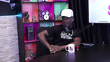 the woman tells his mom about son's porn and funk career - jefao oficial