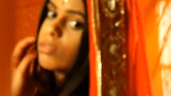 The flower of her Indian beauty blooms in dance!