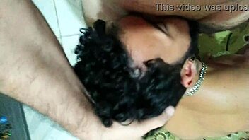 Fui na casa do cafuçu casado pra levar rola no cu e ganhar leite na boca, cara!