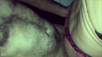 Cdzinha Limasp performs in cinema with red outfit