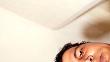 क्या कभी रोमांटिक गंद ट्राई किया अपनी गर्लफ्रेंड के साथ घर पर?