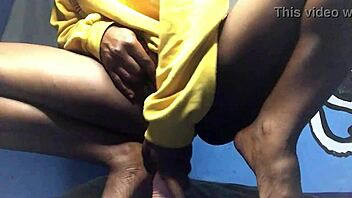 playing with my anal and pussy hole