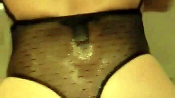 Latina with perfect ass sucking and riding 😍